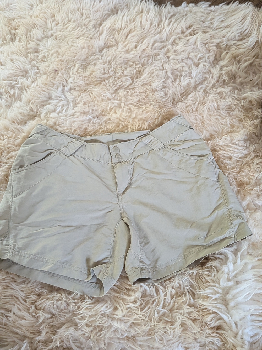 Light Beige Women’s Outdoor Bermuda Shorts